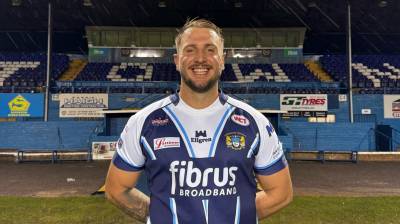 TOWN STRENGTHEN PACK WITH FRONT ROW SIGNING!