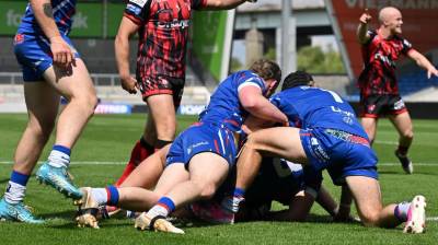 REPORT: TOWN VS SALFORD